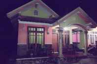 Exterior 3 Bedroom at Sagita Homestay 2