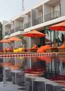 SWIMMING_POOL Double G Resort Anyer