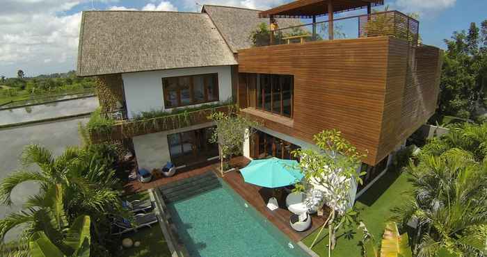 Sảnh chờ Ombak Villa Cemagi