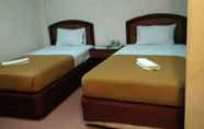 Kamar Tidur 4 Hotel Pare Wisata