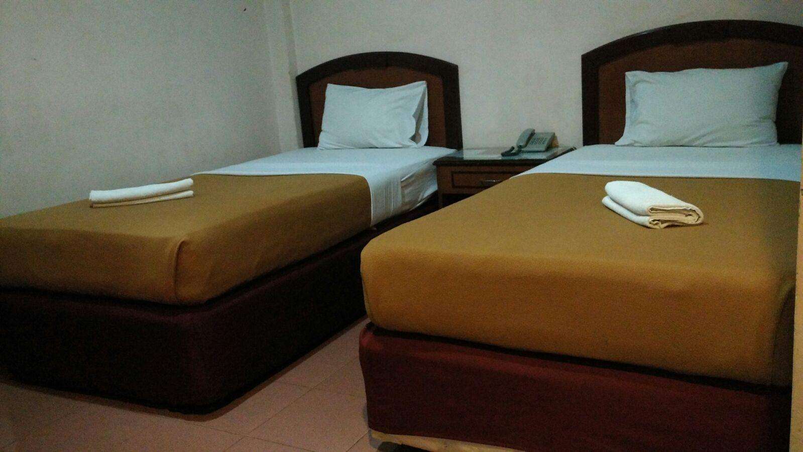 Kamar Hotel Pare Wisata
