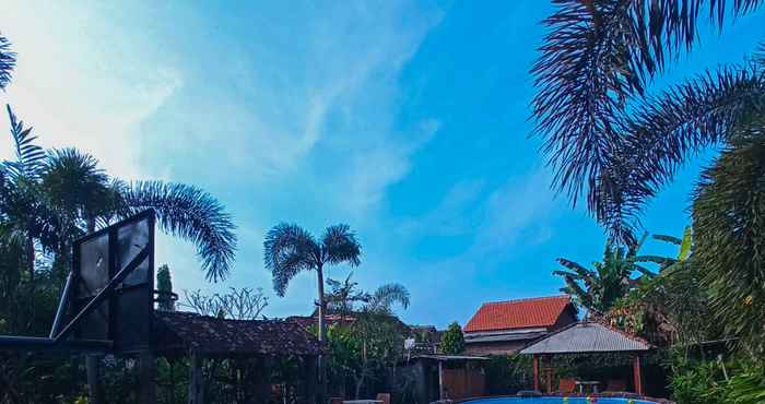 Swimming Pool Kali Catur Resort SYARIAH Hotel