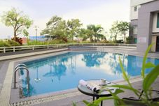 泳池 Apartemen Puncak Marina Surabaya