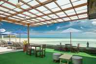 Bar, Cafe and Lounge Chaba Cabana Beach Resort & Spa
