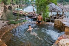Swimming Pool Hintok River Camp @ Hellfire Pass