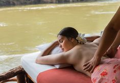 สิ่งอำนวยความสะดวกด้านความบันเทิง 6 River Kwai Jungle Rafts