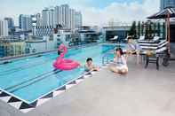 Swimming Pool Vince Hotel Pratunam