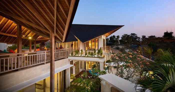 ภายนอกอาคาร Adinda Balangan Beach Villa