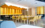 Restoran 4 Tango Vibrant Living Hotel (SHA Extra Plus+)