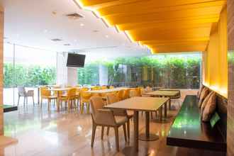 ร้านอาหาร 4 Tango Vibrant Living Hotel (SHA Extra Plus+)