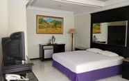 Lobi 2 Delaga Biru Convention Hotel - Cottage & Restaurant