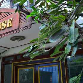 A House Boutique Guesthouse1 , 飯店巴空拍西乍能