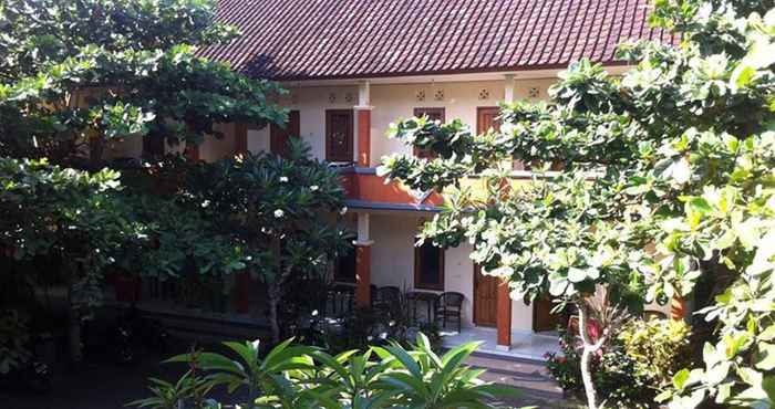 Exterior Guna Mandala Inn