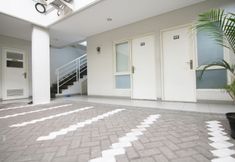 Bangunan 5 Kanwa Residence