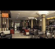 Restaurant 4 Grand Hotel Sampit