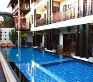 สระว่ายน้ำ 2 Viang Thapae Resort (SHA Plus+ Certified)