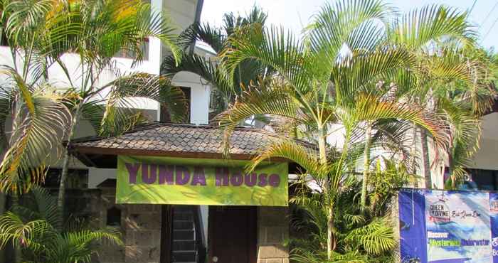 Exterior Yunda House