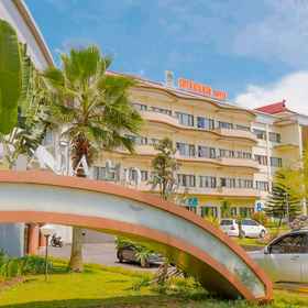 Exterior / Building 1 Sutan Raja Hotel & Convention Centre Soreang Bandung, Hotel Dago