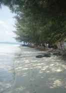 VIEW_ATTRACTIONS Kampoeng Bule Menjangan Kecil Island