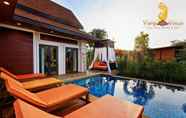 สระว่ายน้ำ 5 Viangviman Luxury Private Pool Villa and Resort