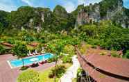 สระว่ายน้ำ 3 Aonang Phu Petra Resort, Krabi ( SHA Plus+)