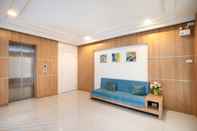 Common Space Riski Residence (Ngamwongwan)