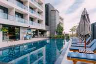 Kolam Renang Hotel IKON Phuket