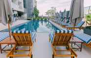 Kolam Renang 4 Hotel IKON Phuket