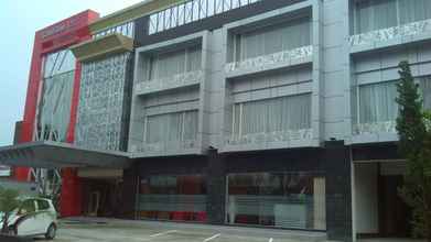 Exterior 4 Grand Dian Slawi