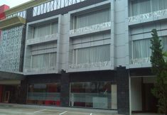 Exterior 4 Grand Dian Slawi