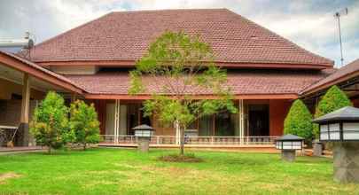 Exterior 4 Kartika Syariah Guest House