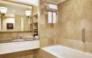 In-room Bathroom 7 Aryaduta Bandung