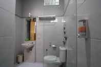 In-room Bathroom Natura Rumah Singgah (Boutique Guest House)