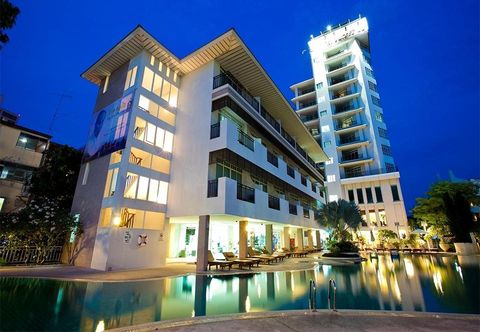 ภายนอกอาคาร Pattaya Discovery Beach Hotel