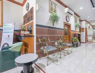 Lobby 2 OYO 1090 Hotel Anging Mammiri Makassar