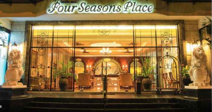 Bangunan Four Seasons Place