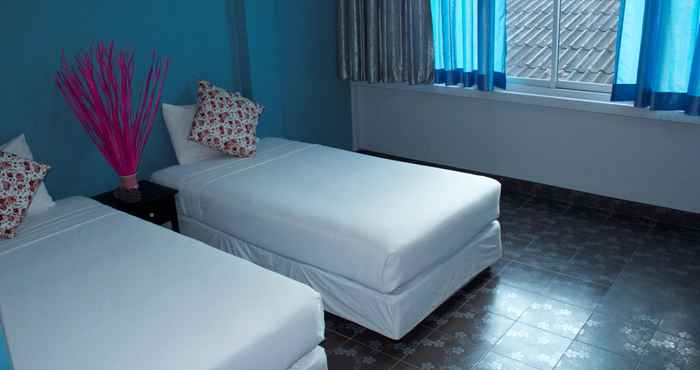 Kamar Tidur Lamer Hotel and Hostel