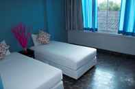 Kamar Tidur Lamer Hotel and Hostel