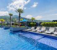 Kolam Renang 6 BEST WESTERN Patong Beach