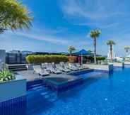 Kolam Renang 7 BEST WESTERN Patong Beach