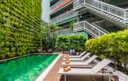 Exterior 2 Cross Vibe Chiang Mai Decem Nimman Hotel (formerly X2 Vibe Vibe Chiang Mai Decem) (SHA Extra Plus)