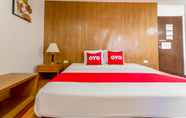 Bedroom 6 Super OYO 1096 Winner Inn Hotel