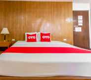 Kamar Tidur 6 Super OYO 1096 Winner Inn Hotel