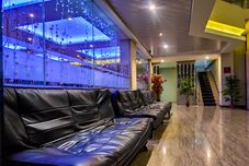 Lobby Grand Parama Hotel