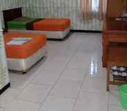 Bedroom 5 Hotel Mahadria Syariah