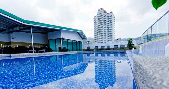 Swimming Pool Anda Beachside Hotel