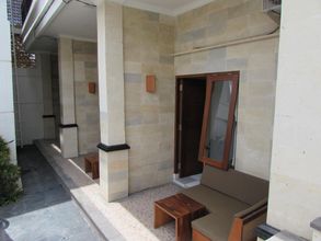 로비 4 Made Giri Homestay