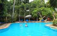 Kolam Renang 2 Prinz Garden Villa