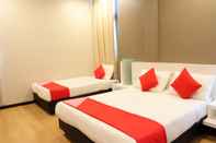 Bilik Mandi dalam Bilik OYO 619 Grand City Hotel 2