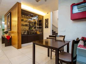 로비 4 Green Hotel